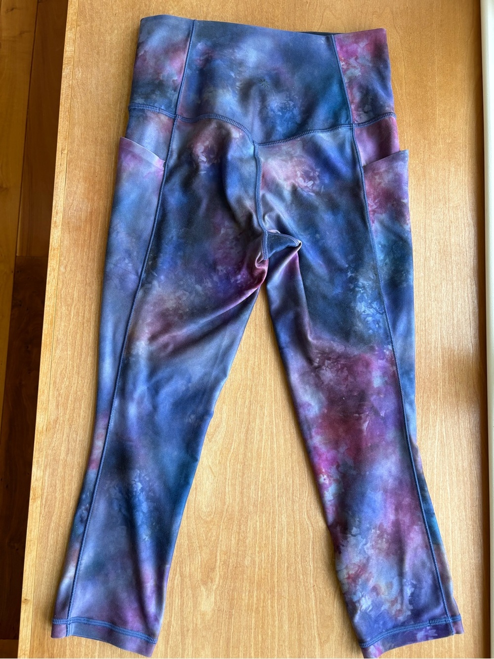 Cute Tie-Dye Salutation II Capri - Blue & Purple Athleta Good Clean Condition